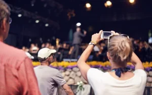 Read more about the article Luxury Chauffeur Hire Service for Isle of Wight Festival