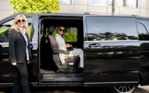 Read more about the article Luxury Chauffeur Hire for Creamfields Festival: Arrive in Style & Comfort